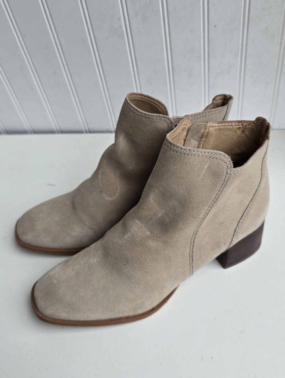 LUCKY BRAND Lilka Dune Suede Leather Ankle Bootie Boot US 9.5 M/38.5 Side Zip